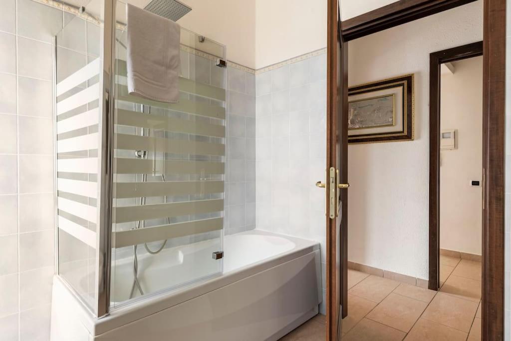 Dimoras Bellissimo Appartamento Centrocitta Olbia Ngoại thất bức ảnh